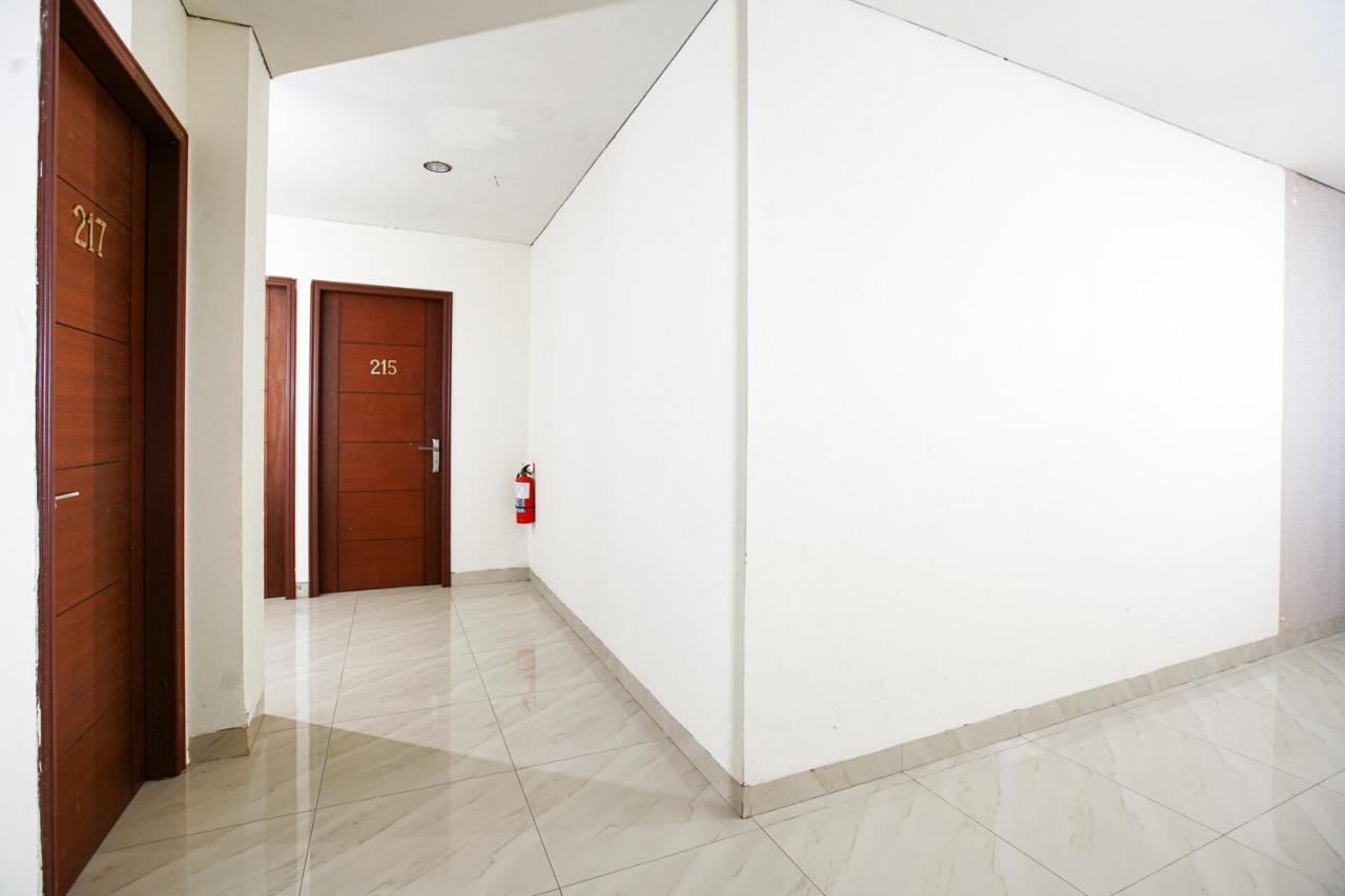 Reddoorz Near Palembang Trade Center 3 Hotel Exterior photo